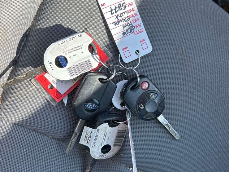 2017-ford-escape-image-24