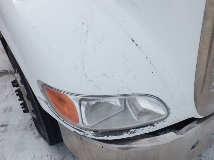 2014-peterbilt-386-image-7