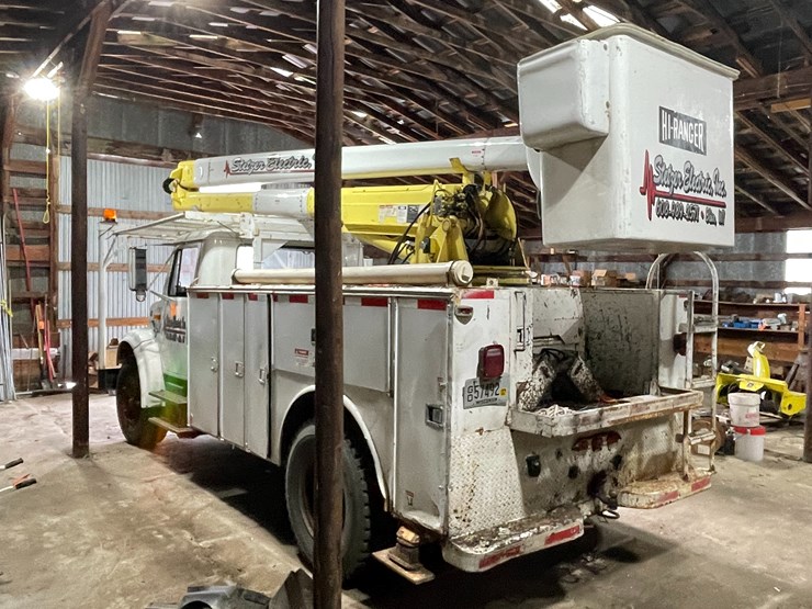 1998-international-4700-image-7