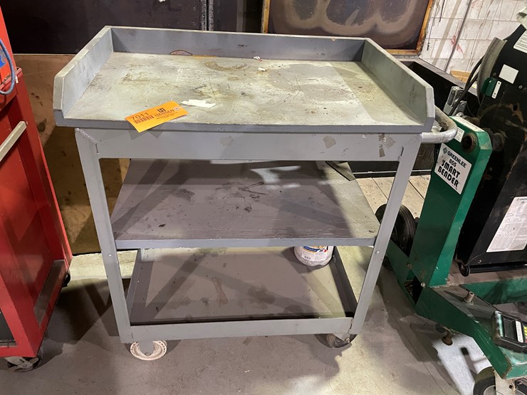 #7011-•-rolling-tool-cart-image-2