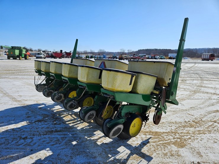 john-deere-7000-image-5