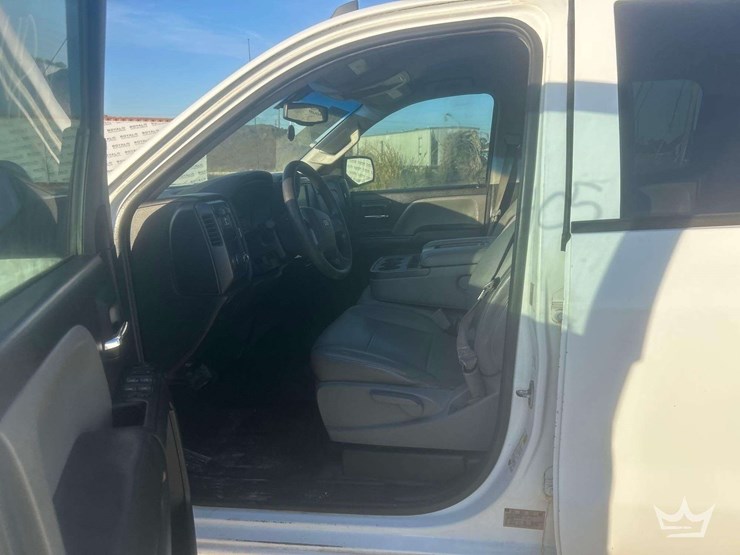 2016-chevrolet-silverado-1500-image-12