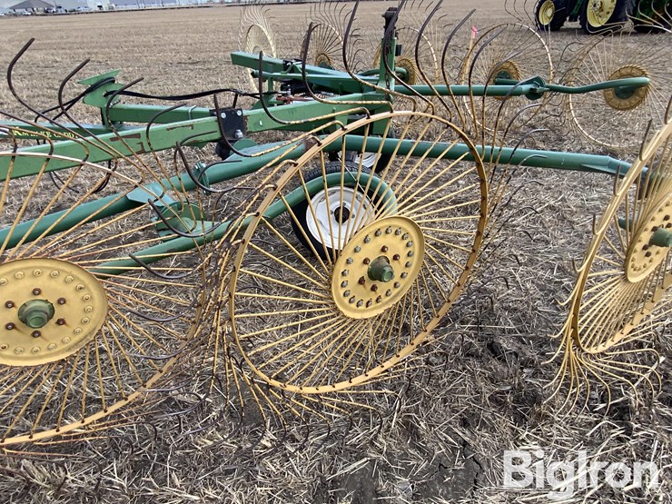 km-rake-caddy-hay-rake-image-20