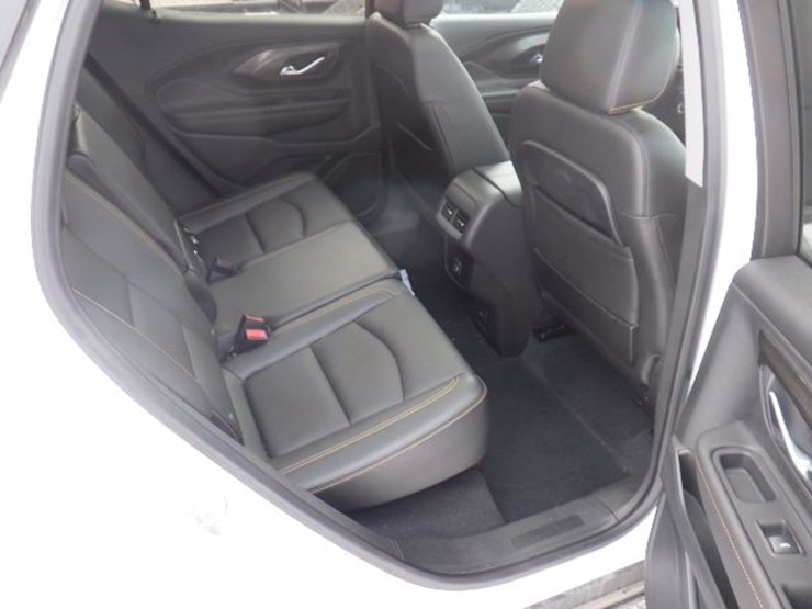 2021-gmc-terrain-slt-image-5