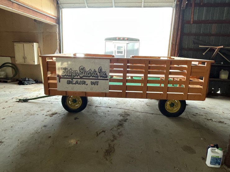 #5915-•-parade-wagon-image-8