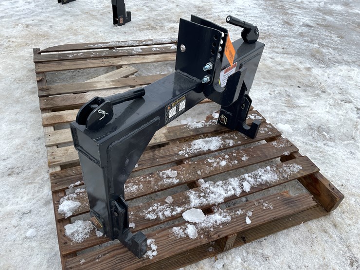 #2362-•-wolverine-class-one-tractor-quick-hitch-image-3