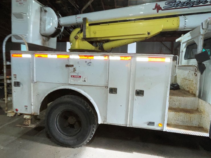 1998-international-4700-image-37