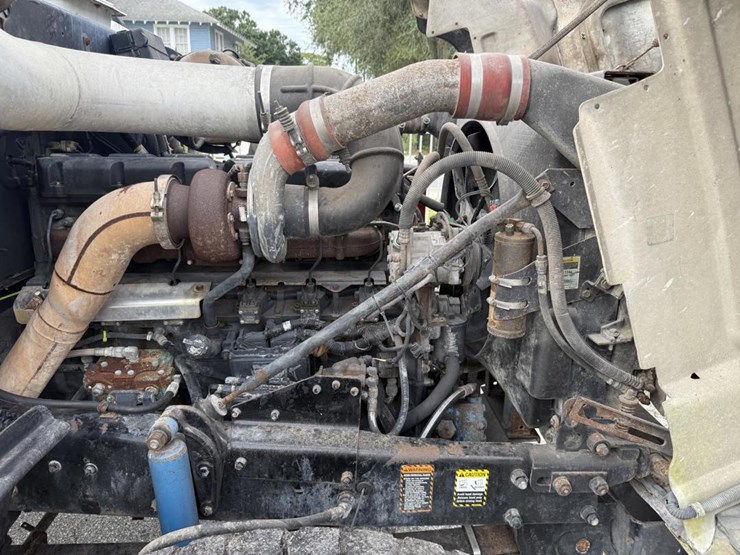 1999-mack-rd600-image-15