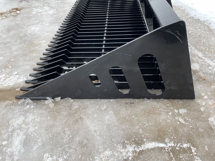 #2336-•-wolverine-skeleton-bucket-image-9