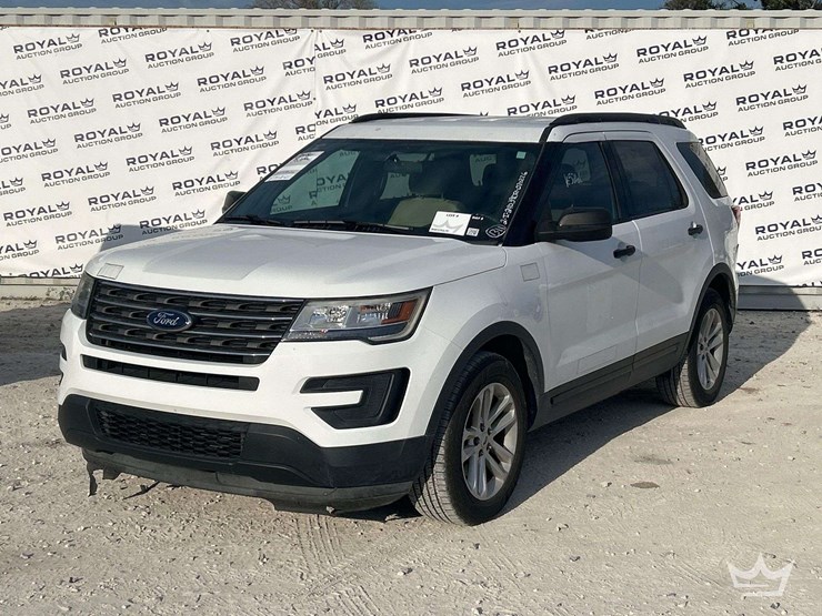 2017-ford-explorer-image-1