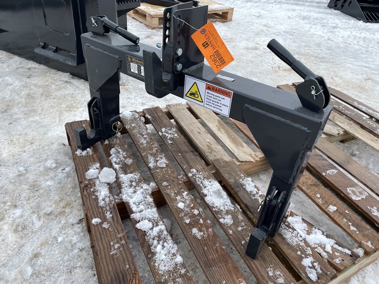 #2362-•-wolverine-class-one-tractor-quick-hitch-image-1