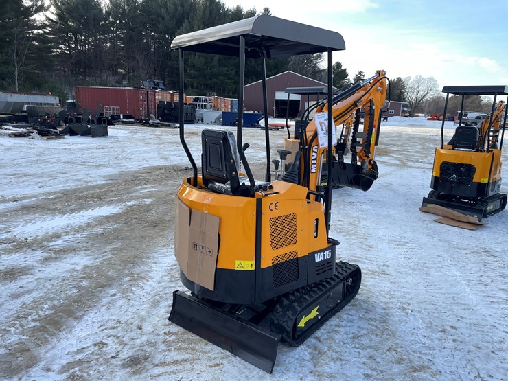 #108-•-miva-va15-mini-excavator-image-5