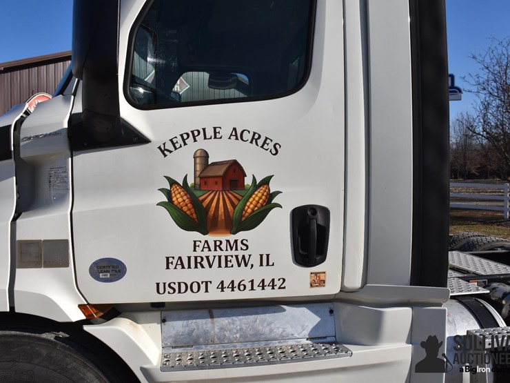 2019-freightliner-cascadia-116-t/a-truck-tractor-image-17