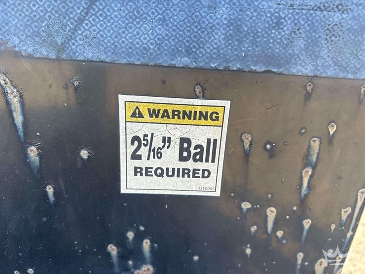 2012-sun-coast-trailers-712esb5-s/a-enclosed-trailer-image-8