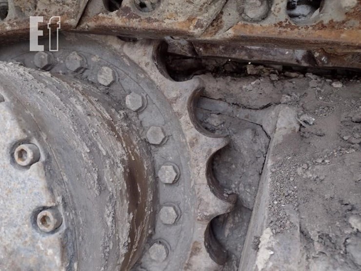 2015-volvo-ec220e-lr-image-27