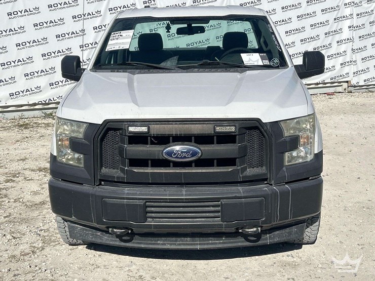 2017-ford-f150-image-21