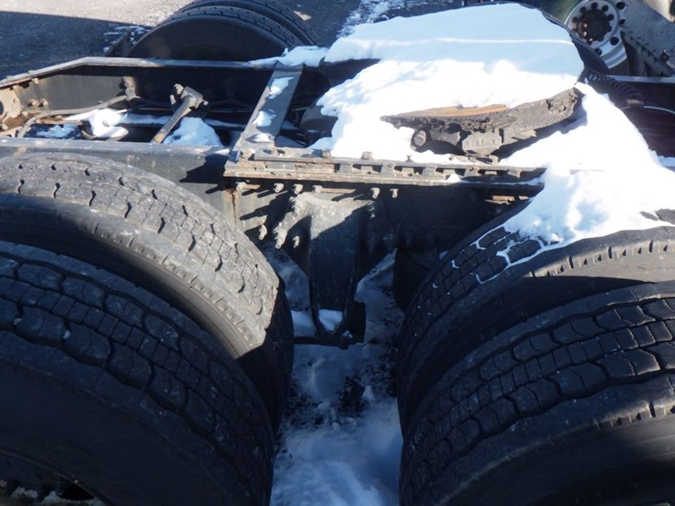 2017-freightliner-cascadia-125-image-7