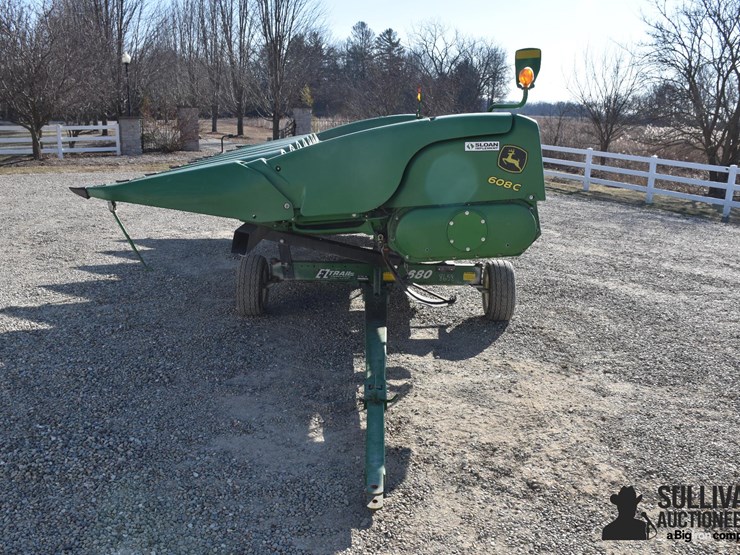 2014-john-deere-608c-image-8