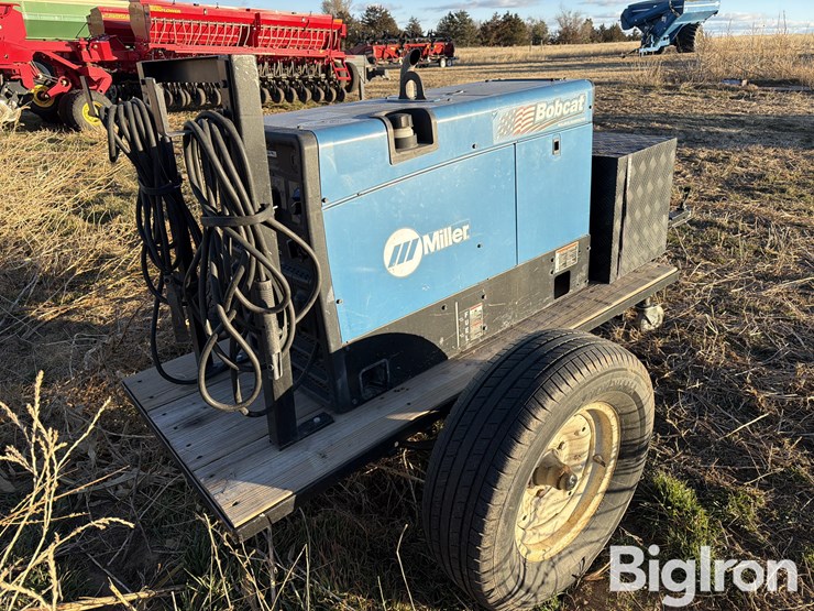 miller-bobcat-250-portable-cc/cv,-ac/dc-welder-/-11000-watt-generator-image-5