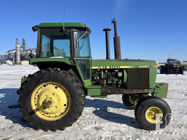 john-deere-4440-image-6