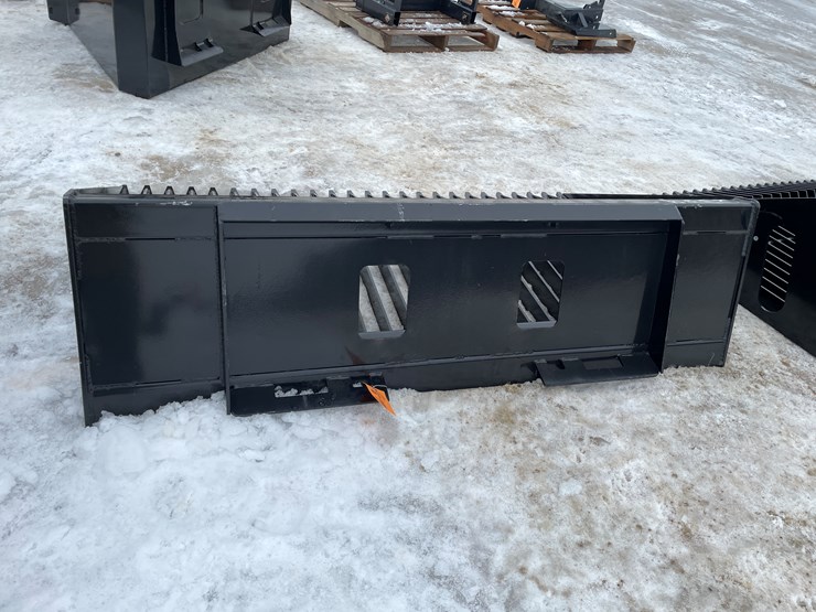 #2339-•-wolverine-skeleton-bucket-image-5