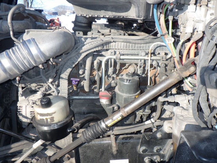 2017-peterbilt-579-image-17