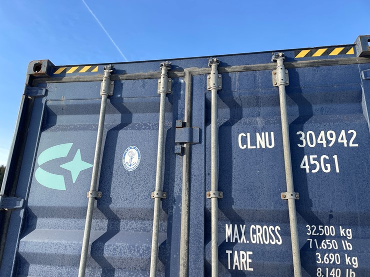 #202-•-40'-high-cube-shipping-container-image-11