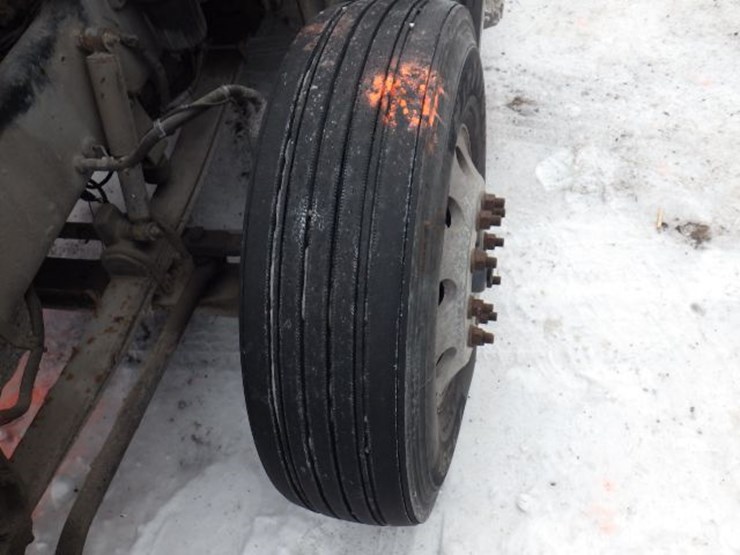 2014-peterbilt-386-image-27