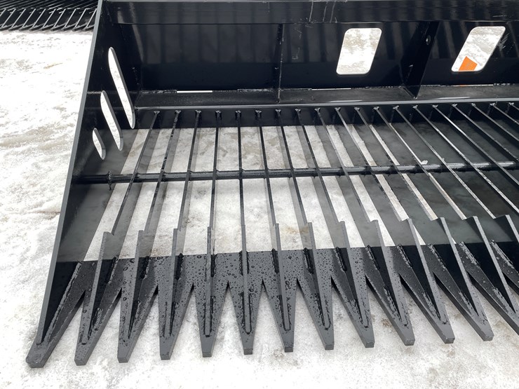 #2335-•-wolverine-skeleton-bucket-image-10