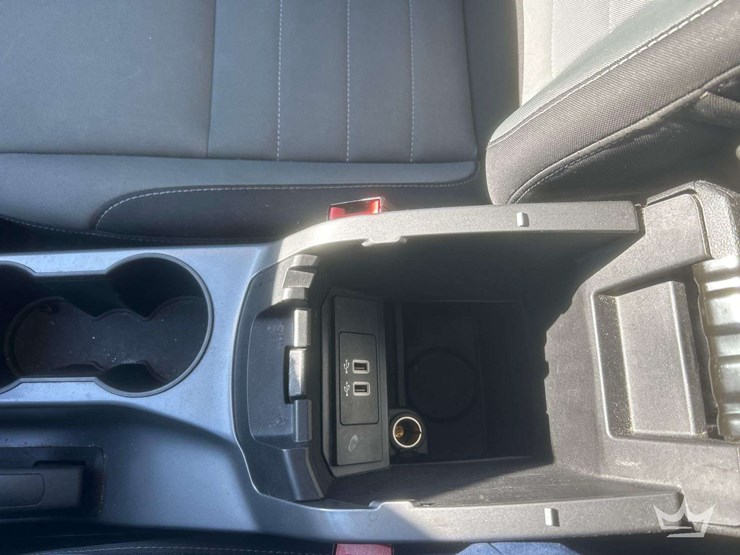 2016-ford-escape-image-17