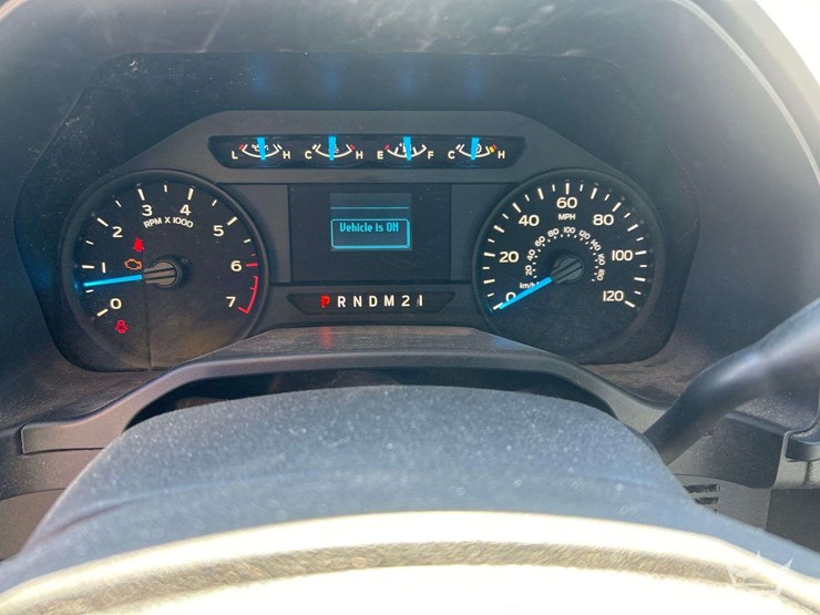 2017-ford-f150-image-12