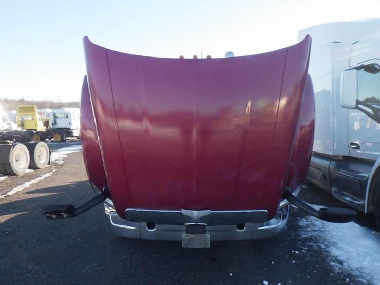 2018-peterbilt-579-image-20