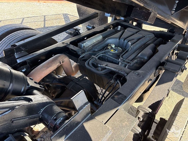 2018-ford-f350-image-10