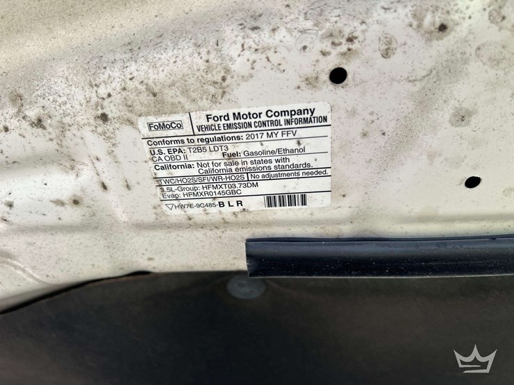 2016-ford-explorer-image-10