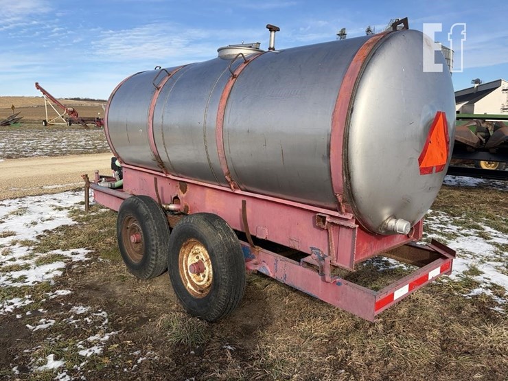 schrock-bros-water-tank-on-transport-5950-image-3