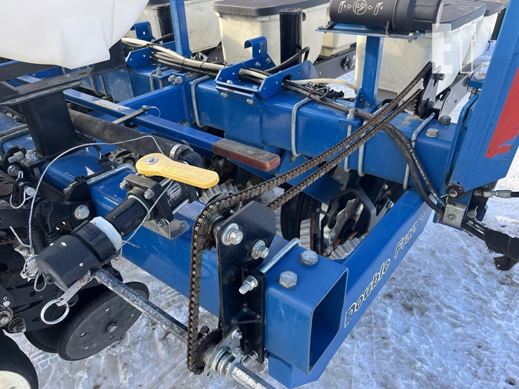 kinze-3000-image-16