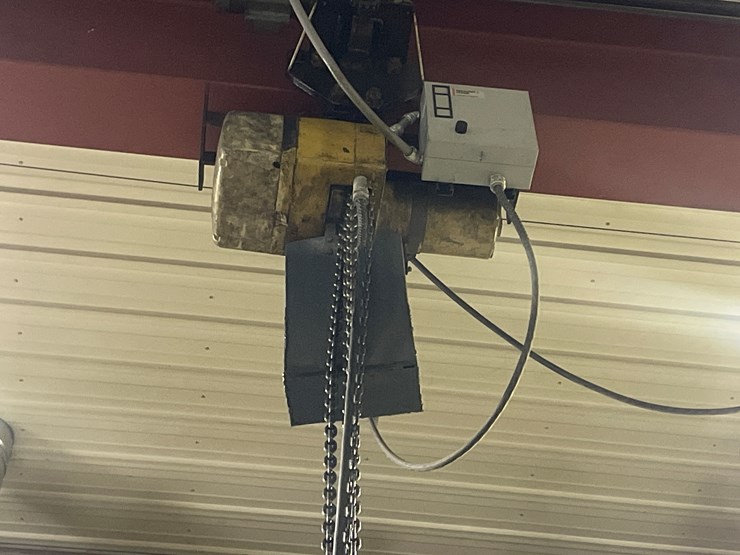 #5992-•-yale-18687-3-ton-chain-hoist-image-1