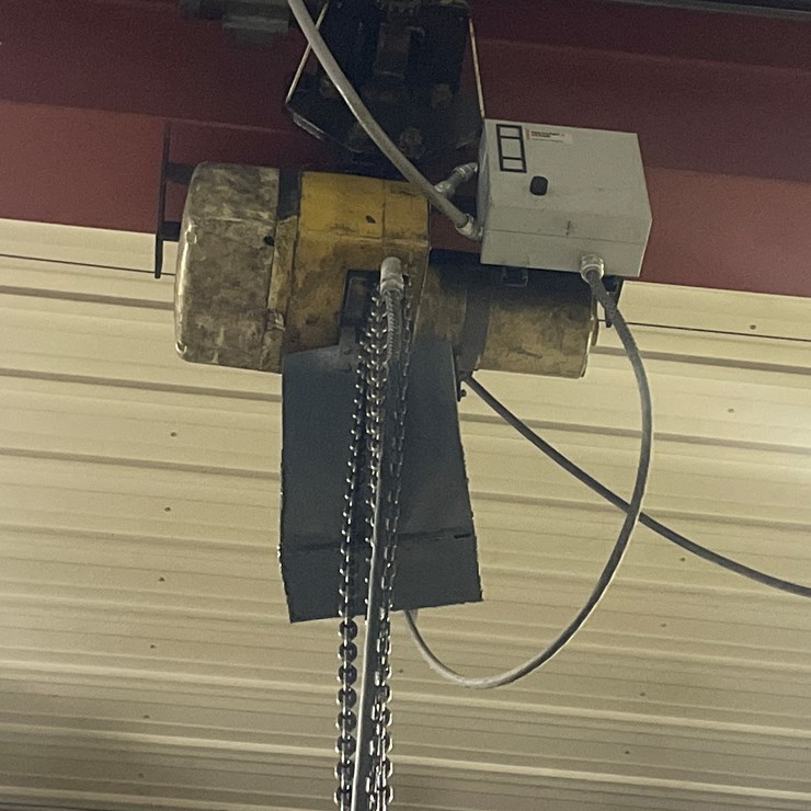 #5992 • Yale 18687 3 Ton Chain Hoist