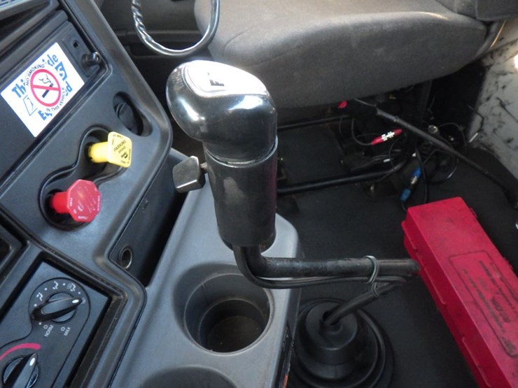 2016-international-prostar-image-10