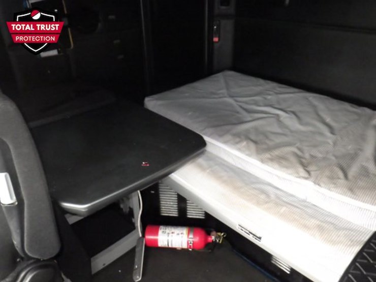 2022-kenworth-t680-image-20