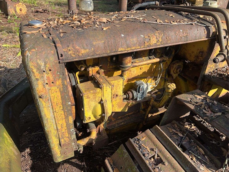 caterpillar-r2-image-12