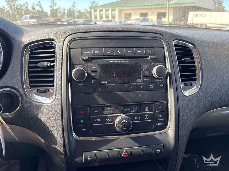 2013-dodge-durango-image-16