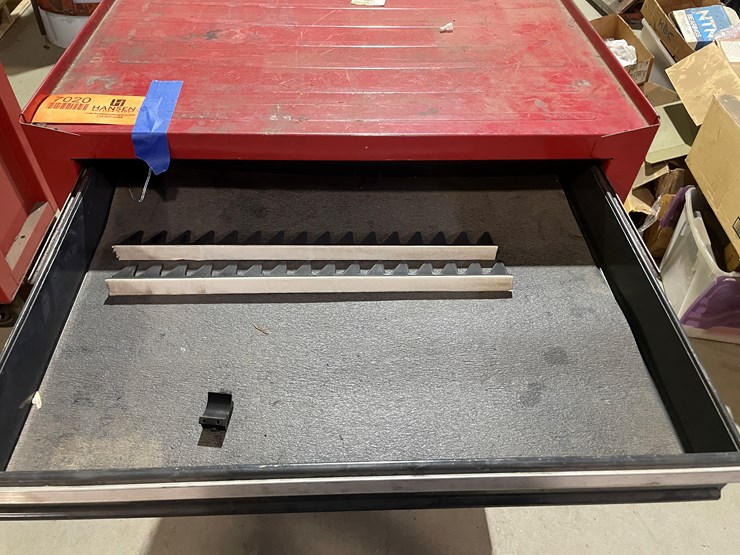 #7020-•-craftsman-toolbox-image-10