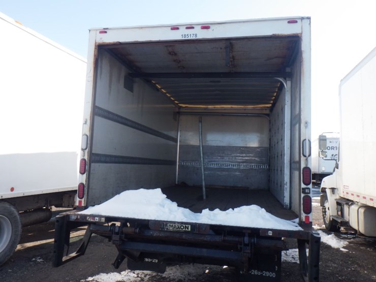 2018-hino-155-image-6