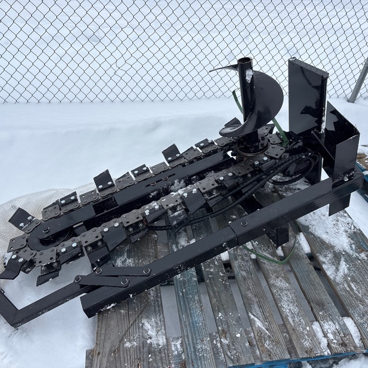 #4132 • E2. NEW TRENCHER