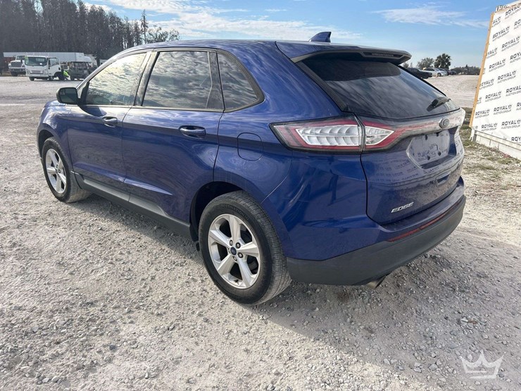 2015-ford-edge-image-4