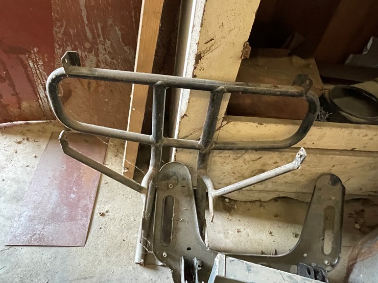 #5924-•-contents-of-shelf-and-(2)-toolboxes-image-15