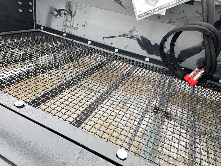 #2375-•-wolverine-screening-bucket-image-19