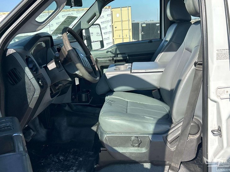 2015-ford-f350-image-12