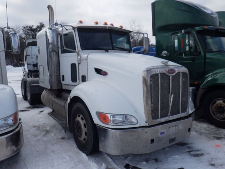 2014-peterbilt-386-image-4